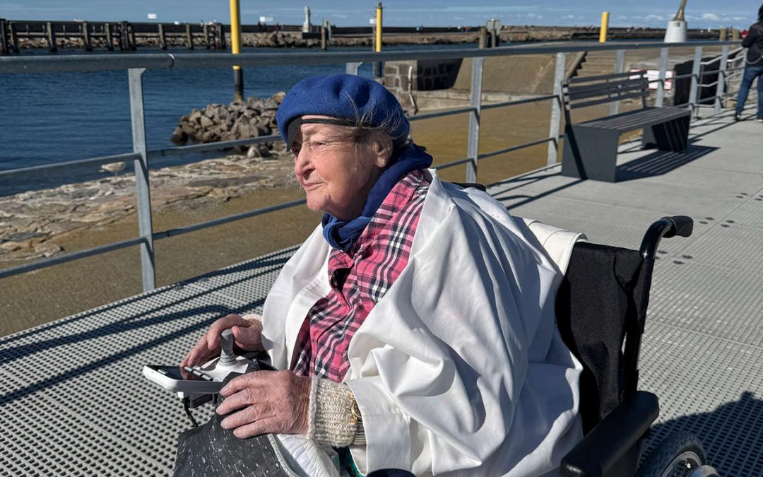 Mit Herz und Kompetenz –  drei Tage mit einer 95-jährigen Seniorin in Warnemünde